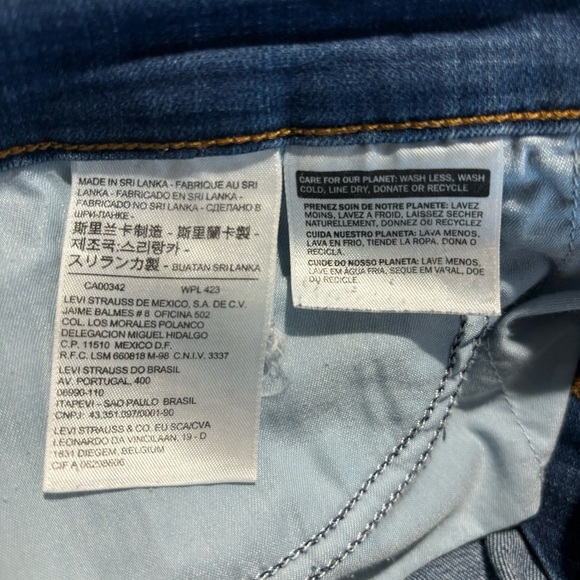 LEVI’S Sz 20W Jeans Boyfriend Copain Mid Wash Wiskering Denim Stretch - Picture 9 of 10